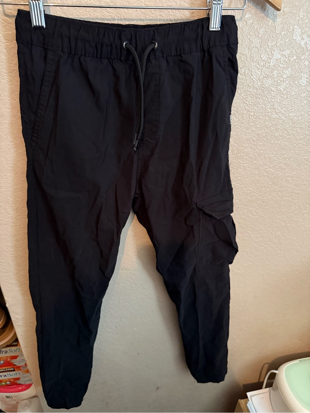Dkny Men's Black Cargo Drawstring Joggers